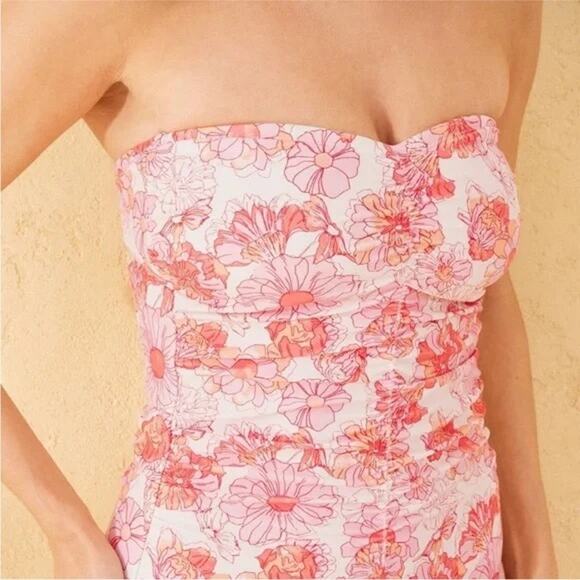 Shade & Shore NWT Women's Peach Floral Shirred Bandeau Swimsuit L (12/14) - Picture 3 of 11